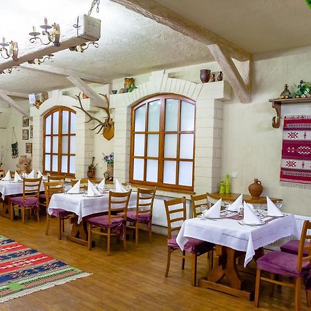 Hotel Bachus Chişinău Extérieur photo